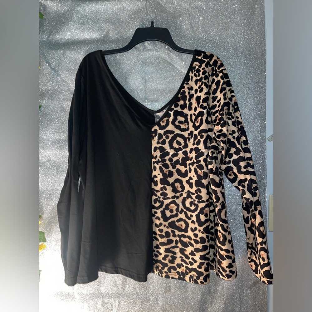 𝙻𝚘𝚗𝚐𝚜𝚕𝚎𝚎𝚟𝚎 𝚂𝚑𝚒𝚛𝚝. 𝙽𝚎𝚟𝚎𝚛 𝚆𝚘𝚛𝚗. 𝙿𝚕𝚞𝚜 𝚂𝚒𝚣𝚎!!!